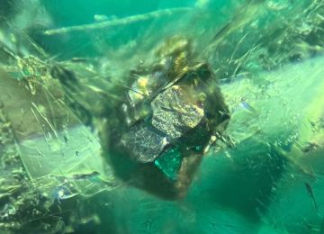 Pyrite-inclusion-in-an-emerald-of-Colombian-origin