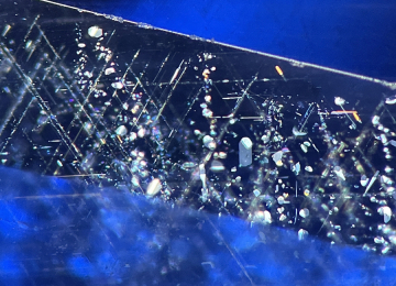Short-particulate-and-platelet-silk-in-a-sapphire